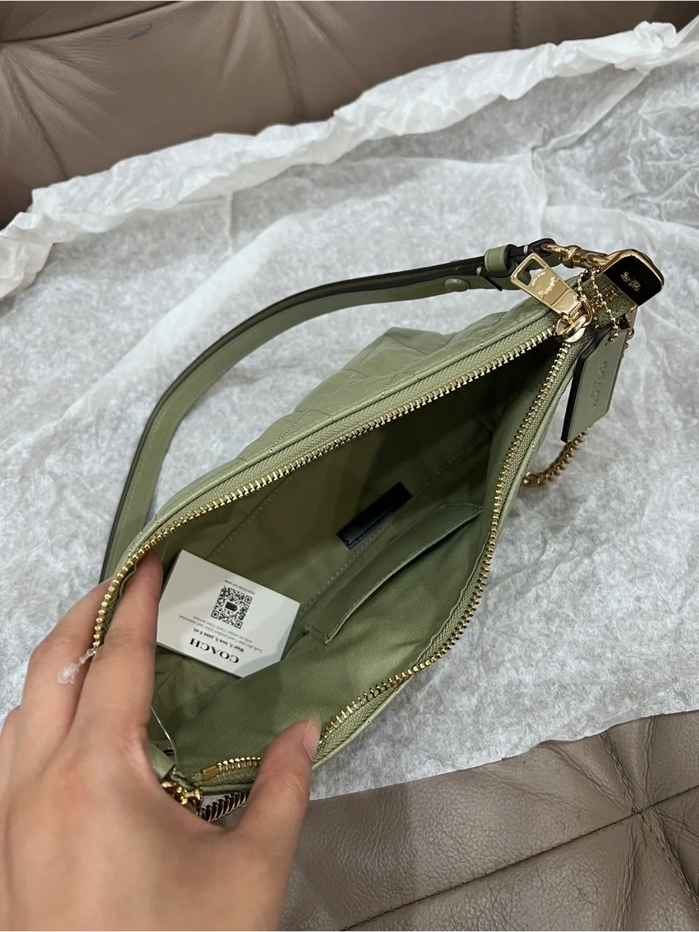 NWT Coach Caitlin Shoulder Bag - Picture 9 of 15